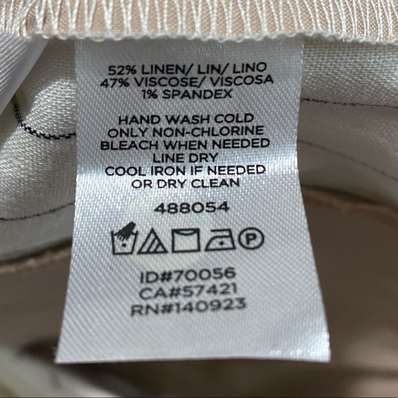 NWT Loft || Womans striped shorts with cloth belt size 6 - Picture 6 of 7